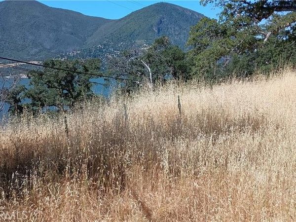 10312 Crestview, Clearlake, CA 95424