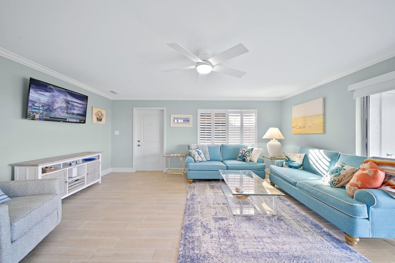 1610 Middle Gulf Dr, Unit D5, Sanibel, FL 33957 Photo