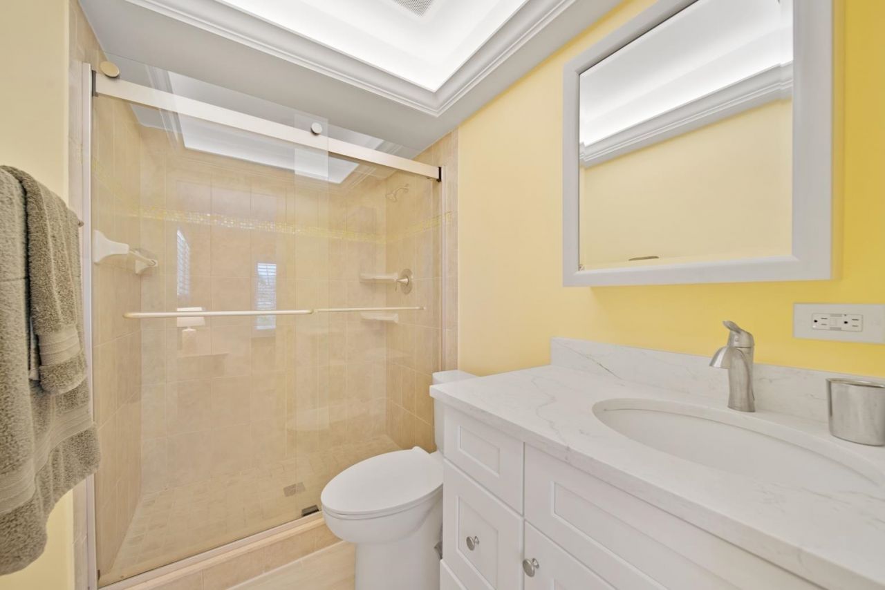 1610 Middle Gulf Dr, Unit D5, Sanibel, FL 33957 Photo