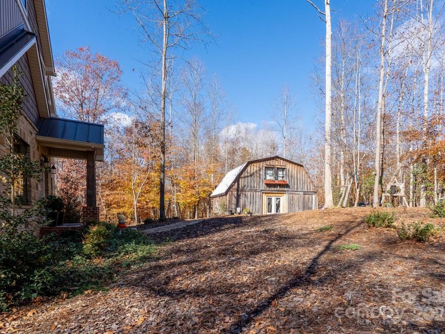 Property Image 37