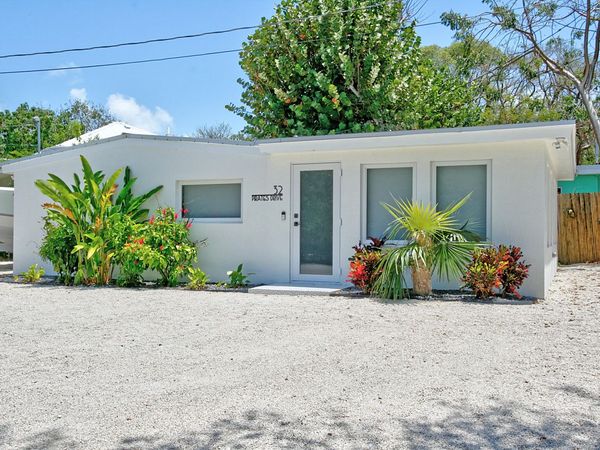 32 Pirates Drive, KEY LARGO, FL 33037
