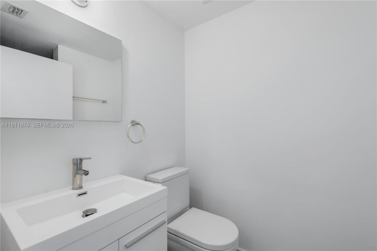 1035 Euclid Ave, Unit 25, Miami Beach, FL 33139 Photo