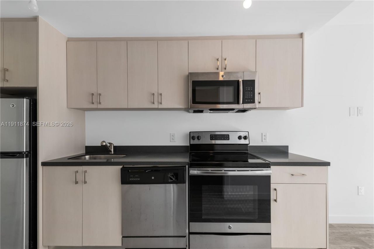 1035 Euclid Ave, Unit 25, Miami Beach, FL 33139 Photo