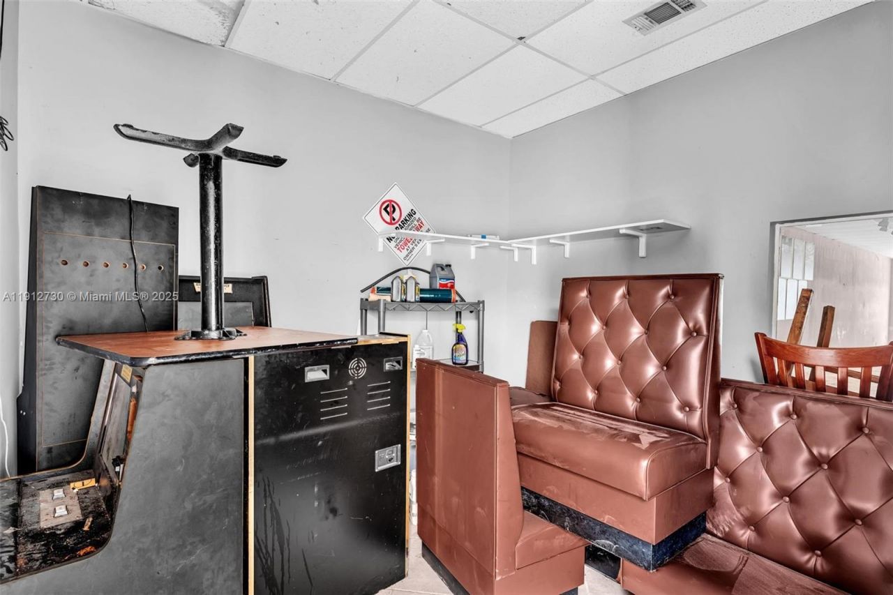 10114 S Military Trl, Boynton Beach, FL 33436 Photo