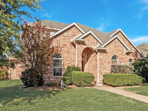 301 Quail Run Road, Red Oak, TX 75154