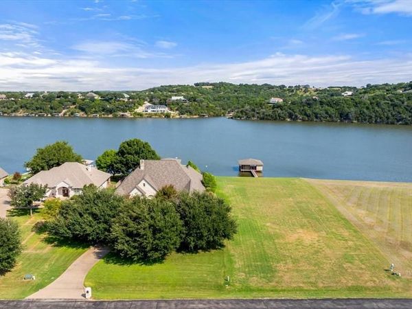 1208 E Baja Court , Granbury, TX 76048