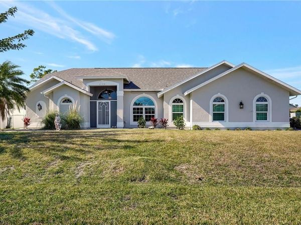 2128 SW 8th CT, CAPE CORAL, FL 33991