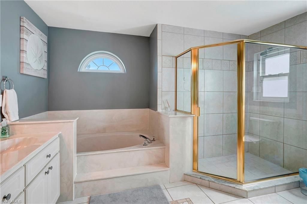 2128 SW 8th Ct, Cape Coral, FL 33991 Photo