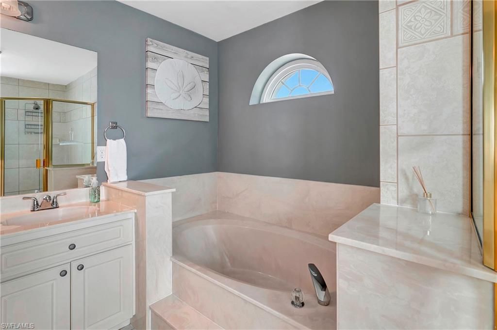 2128 SW 8th Ct, Cape Coral, FL 33991 Photo