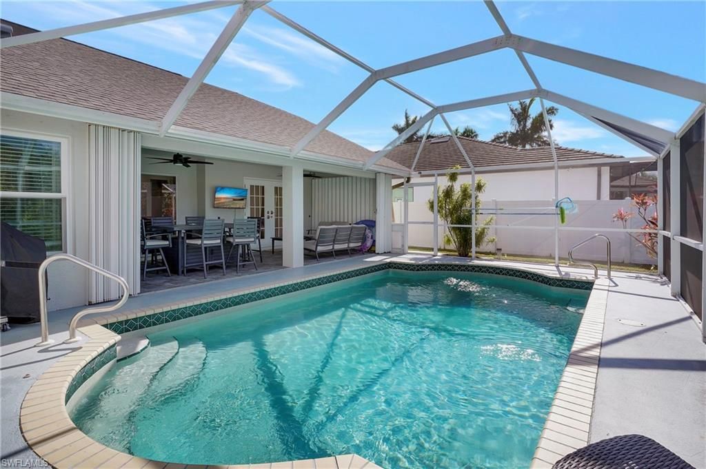 2128 SW 8th Ct, Cape Coral, FL 33991 Photo