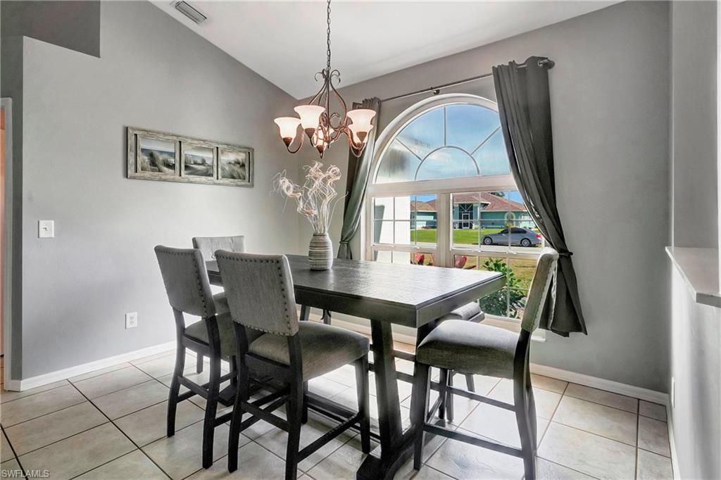 2128 SW 8th Ct, Cape Coral, FL 33991 Photo