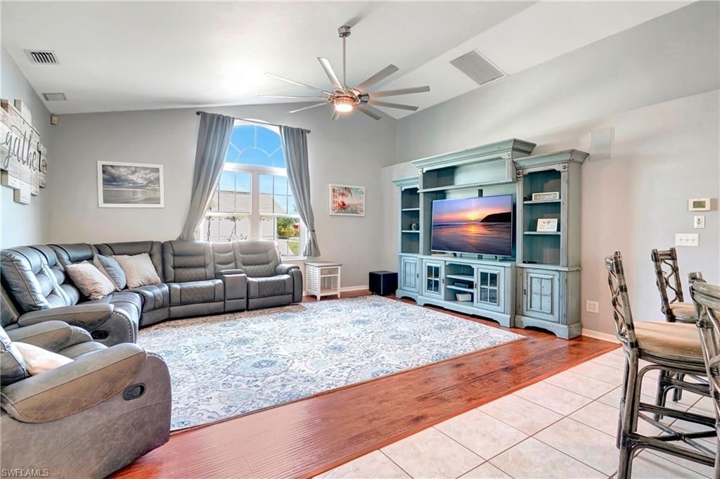 2128 SW 8th Ct, Cape Coral, FL 33991 Photo