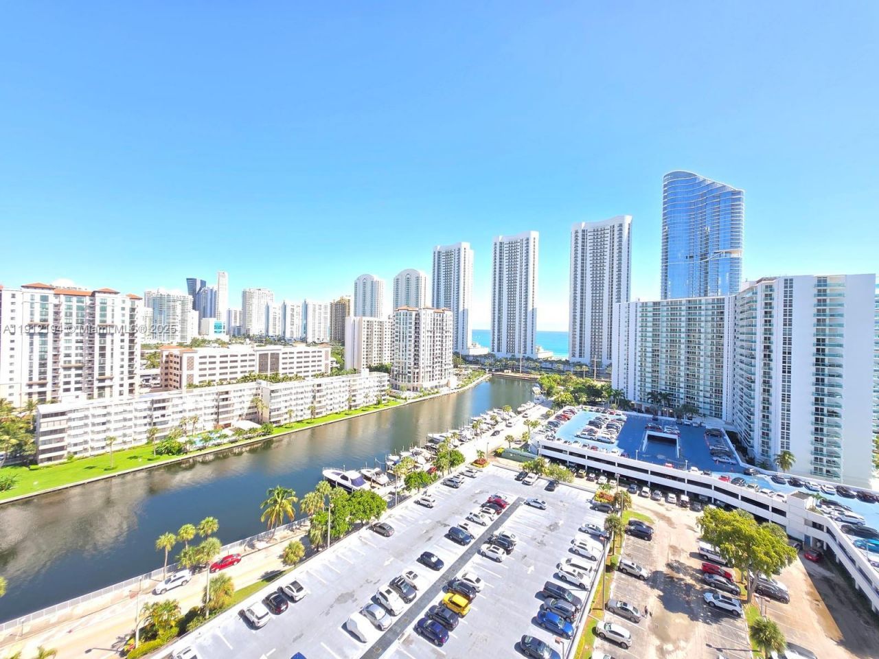 300 Bayview Dr, Unit 1611, Sunny Isles Beach, FL 33160 Photo