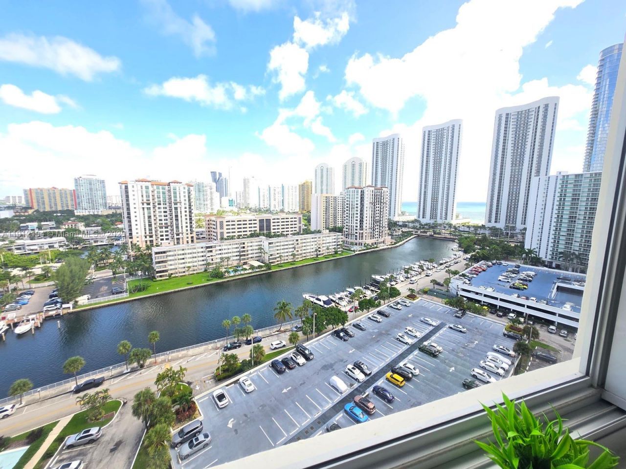 300 Bayview Dr, Unit 1611, Sunny Isles Beach, FL 33160 Photo