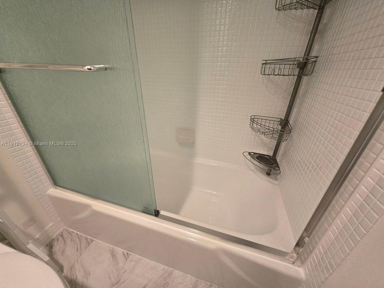 300 Bayview Dr, Unit 1611, Sunny Isles Beach, FL 33160 Photo