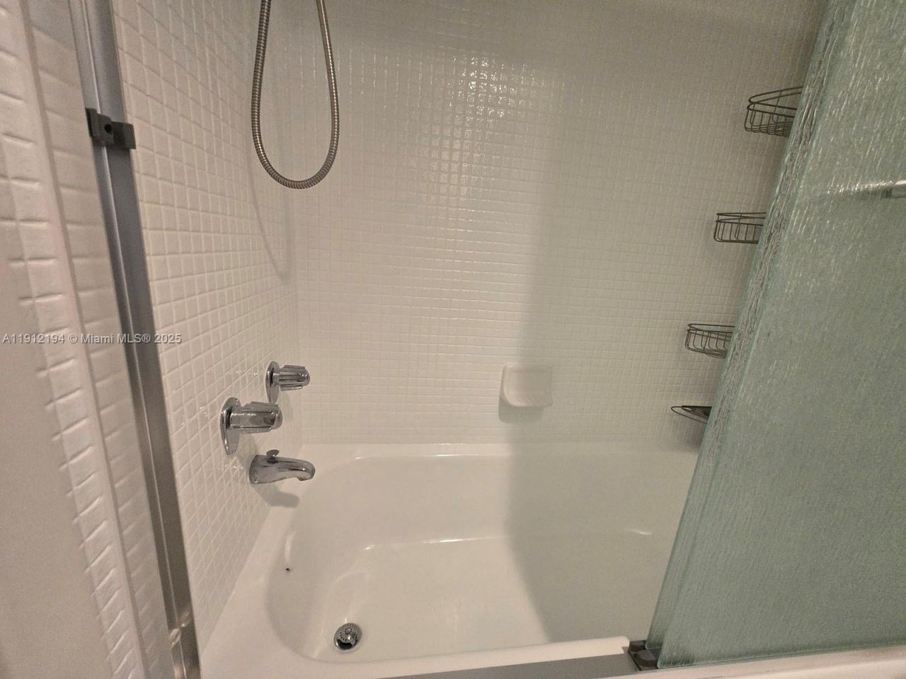 300 Bayview Dr, Unit 1611, Sunny Isles Beach, FL 33160 Photo