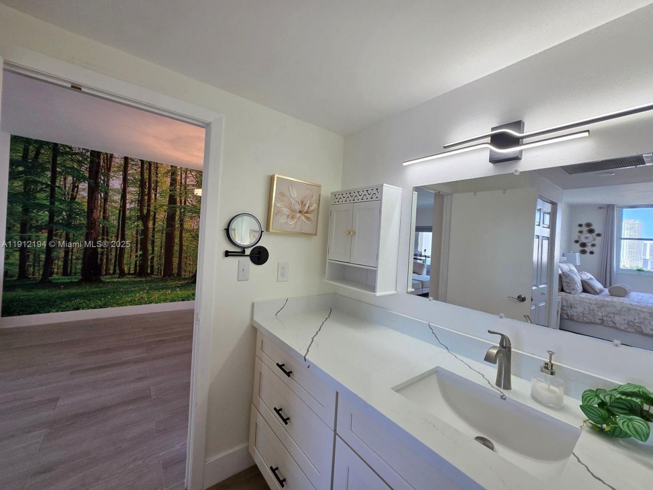 300 Bayview Dr, Unit 1611, Sunny Isles Beach, FL 33160 Photo