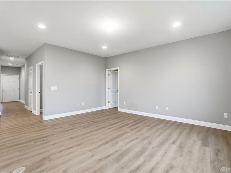 4222 Ellason Court, Dayton, OH 45440 Photo 8