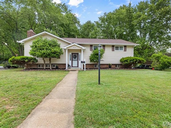 404 Helber Drive, Farmington, MO 63640