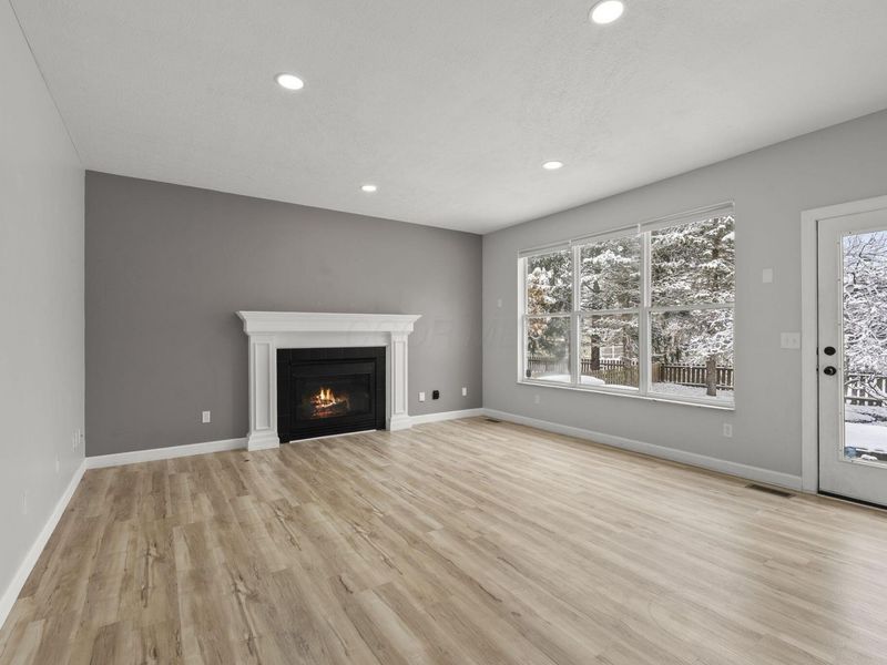 847 Claytonbend Drive, Galloway, OH 43119 Photo 16