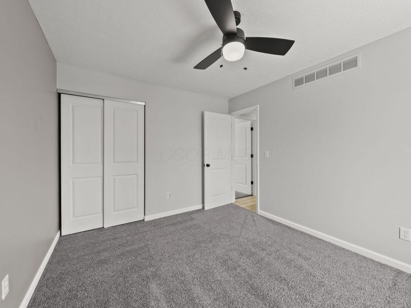 847 Claytonbend Drive, Galloway, OH 43119 Photo 36