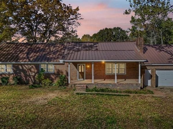 110 Williams Road SE, Silver Creek, GA 30173