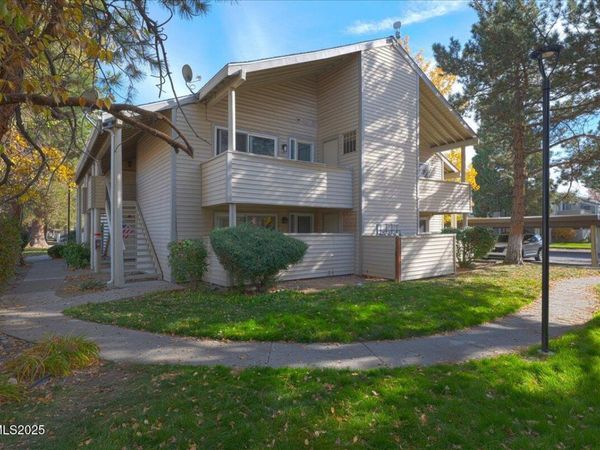 2136 Roundhouse Road, Sparks, NV 89431