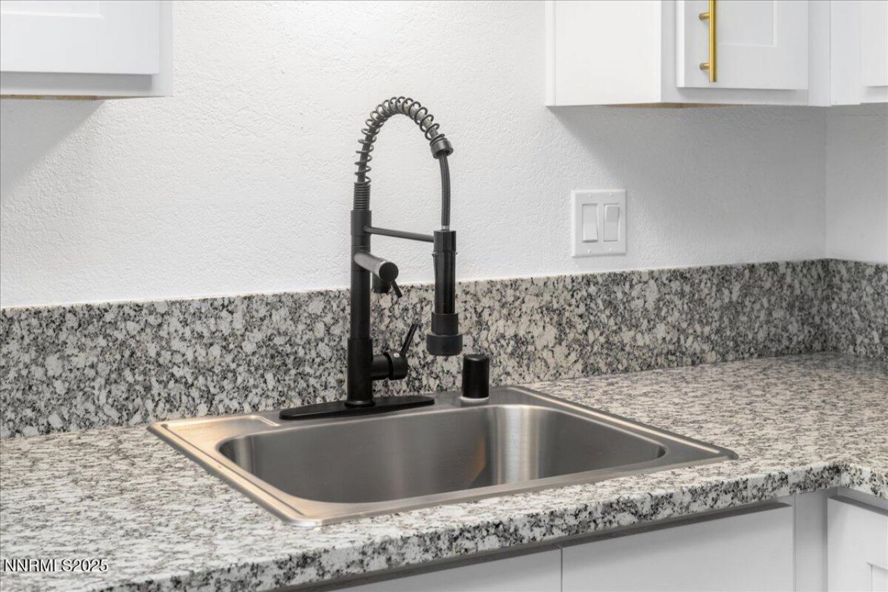 2136 Roundhouse Road, Sparks, NV 89431 Photo