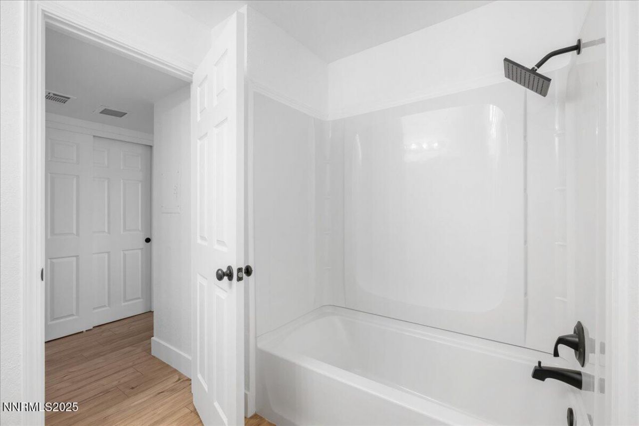 2136 Roundhouse Road, Sparks, NV 89431 Photo