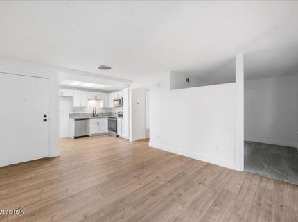 2136 Roundhouse Road, Sparks, NV 89431 Photo