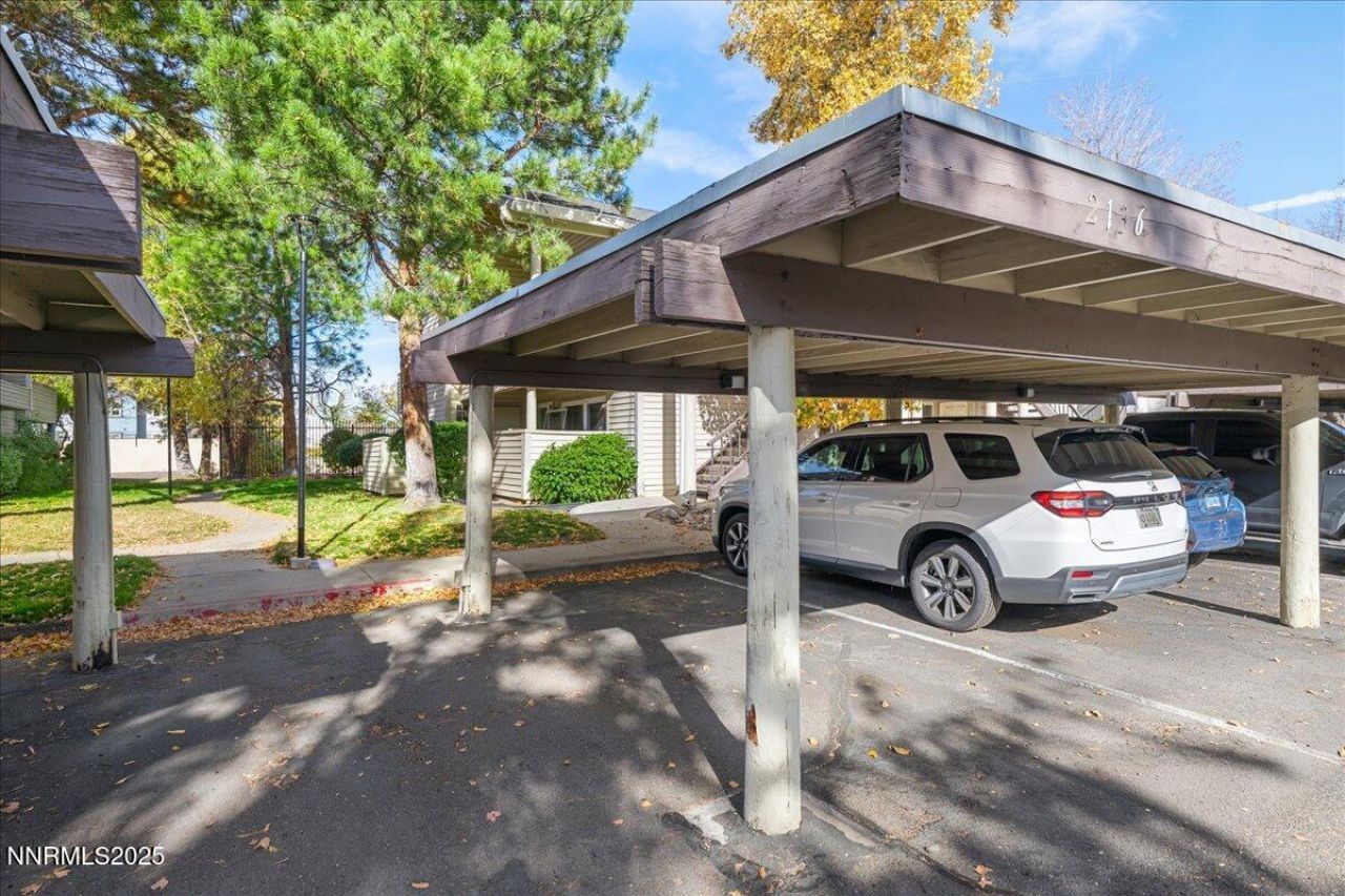 2136 Roundhouse Road, Sparks, NV 89431 Photo