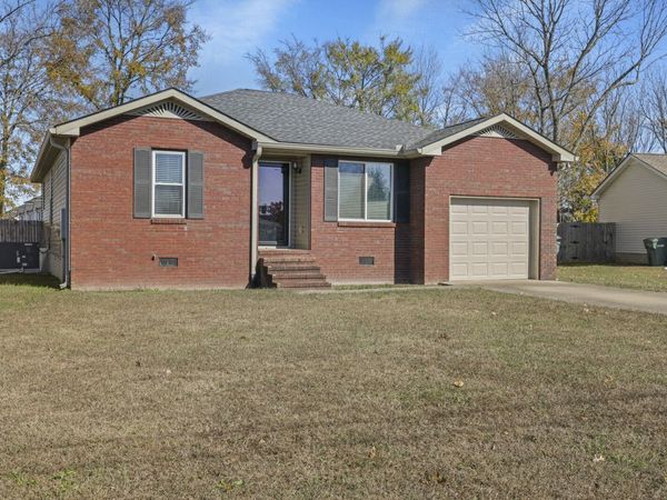 319 June Dr, Lebanon, TN 37087