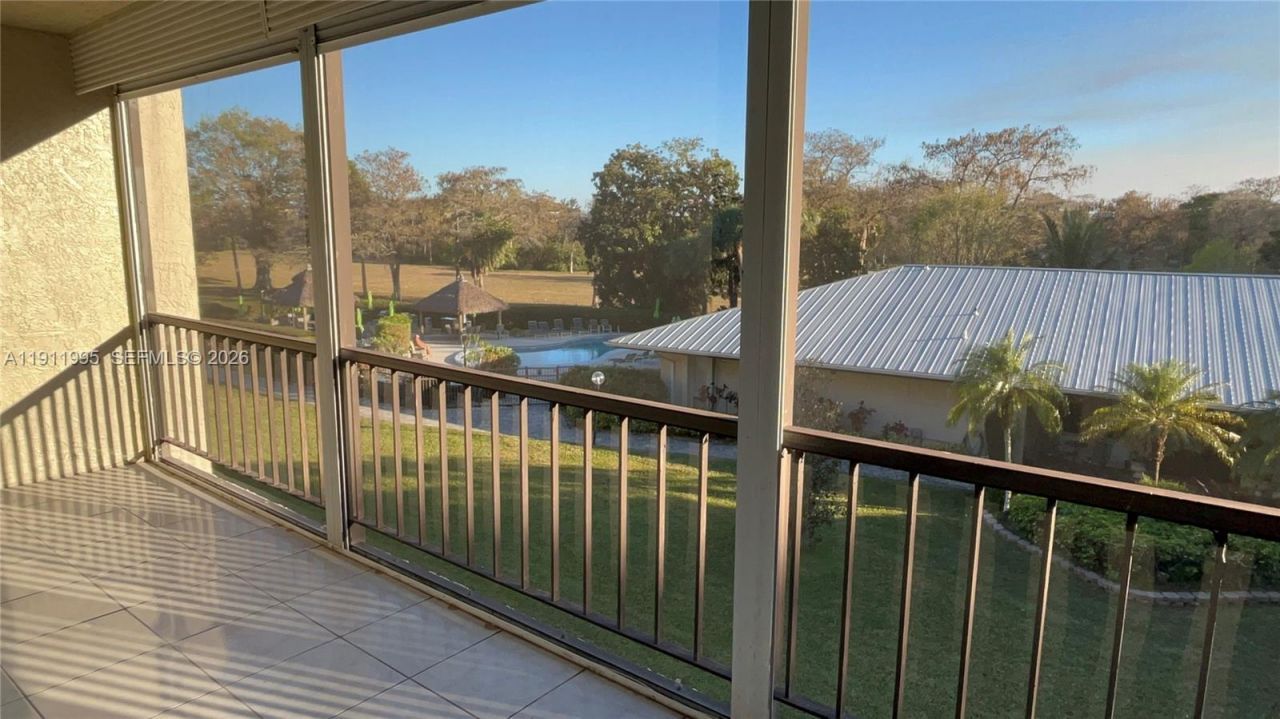 6200 NW 44th St, Unit 312, Lauderhill, FL 33319 Photo