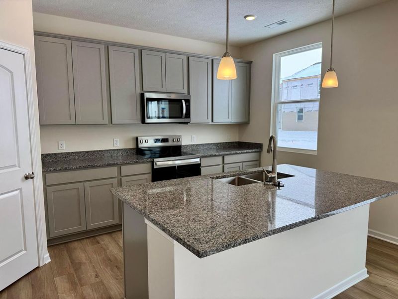 325 Rye Street, Unit Lot 123, Galloway, OH 43119 Photo 2