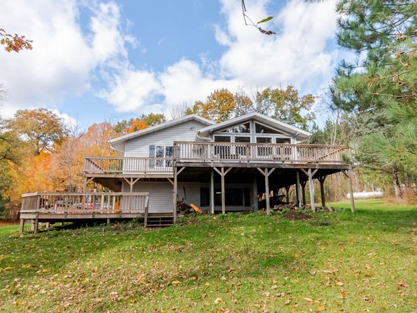 E516 Rustad Rd, Harrison, WI 54945