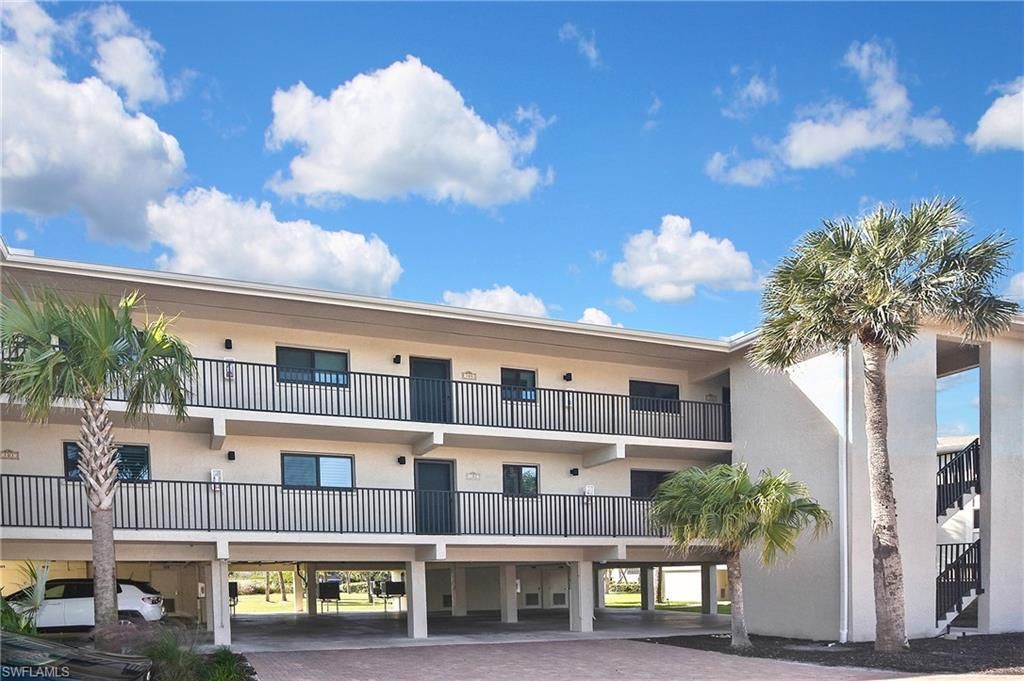 1919 Olde Middle Gulf Dr, Unit 106, Sanibel, FL 33957 Photo