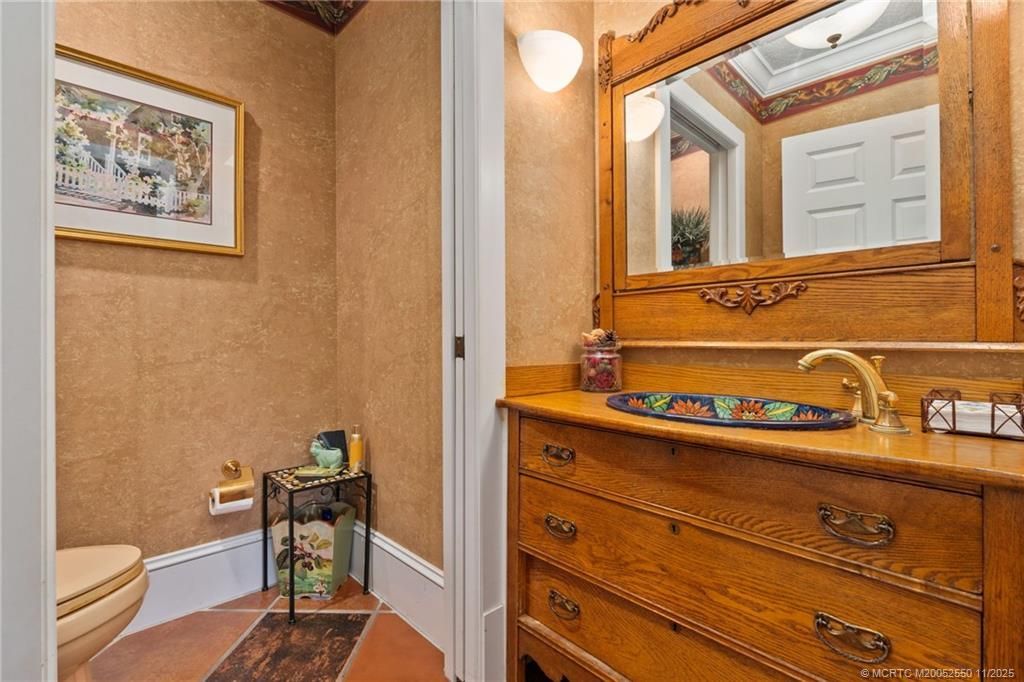 2 Sabal Court, Sewalls Point, FL 34996 Photo