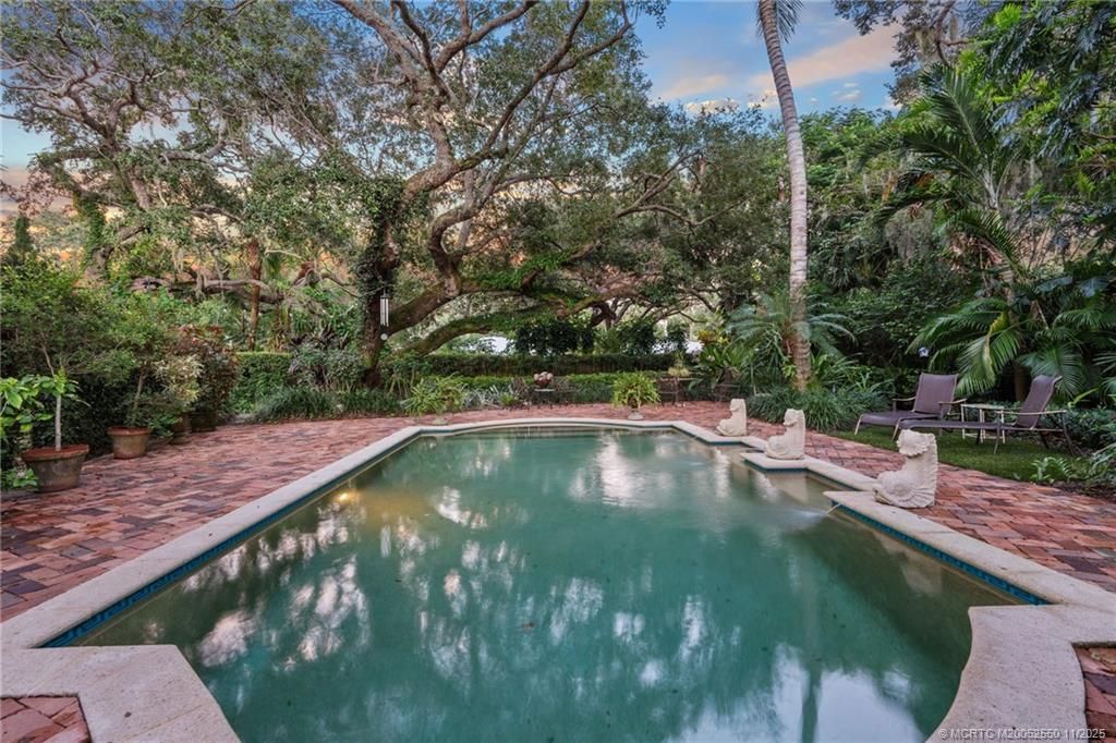 2 Sabal Court, Sewalls Point, FL 34996 Photo