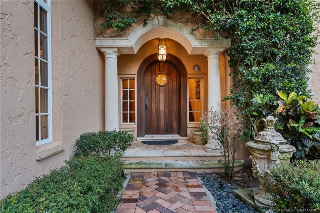 2 Sabal Court, Sewalls Point, FL 34996 Photo