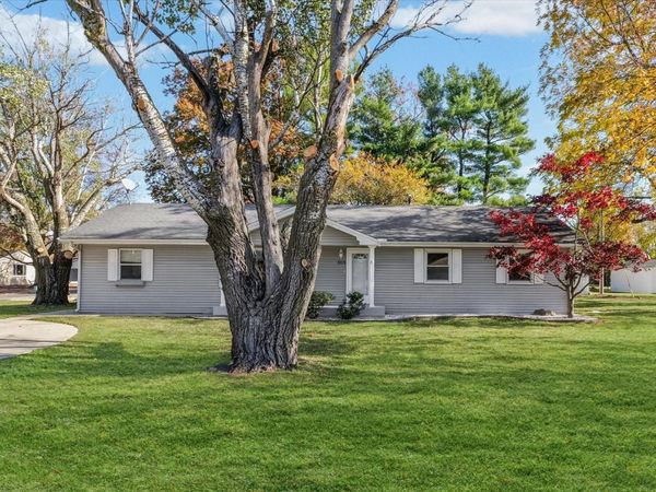 305 S East Street, Mansfield, IL 61854