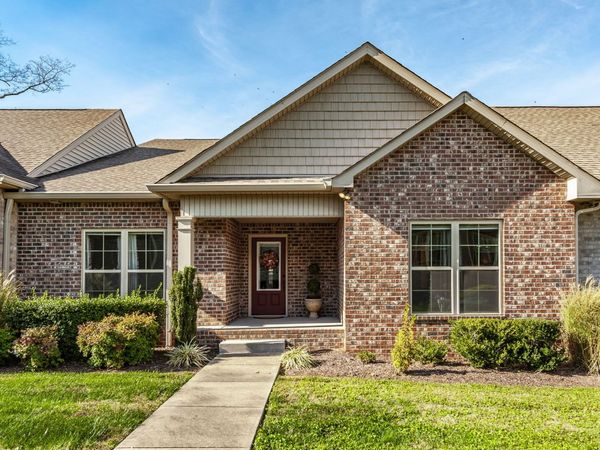 136 Odie Ray St, Unit B, Gallatin, TN 37066