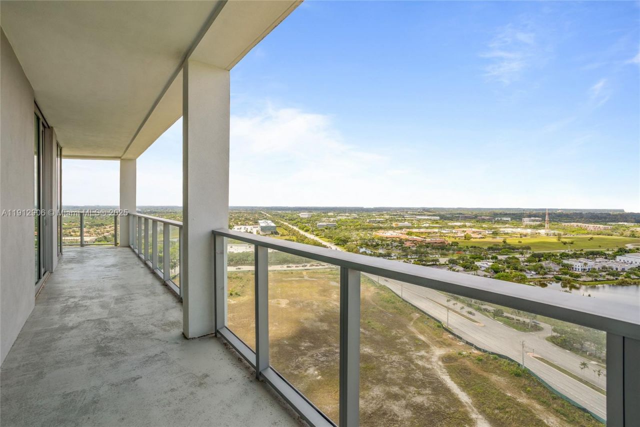 2000 Metropica Way, Unit 2504, Sunrise, FL 33323 Photo