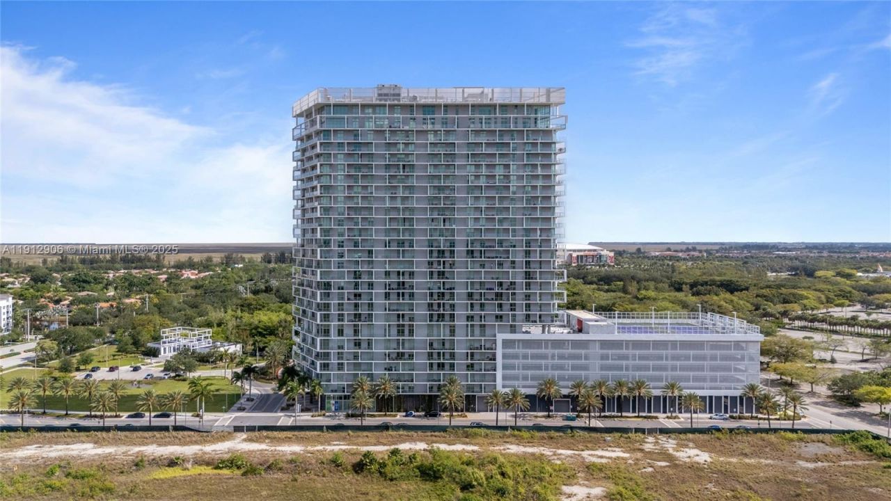 2000 Metropica Way, Unit 2504, Sunrise, FL 33323 Photo