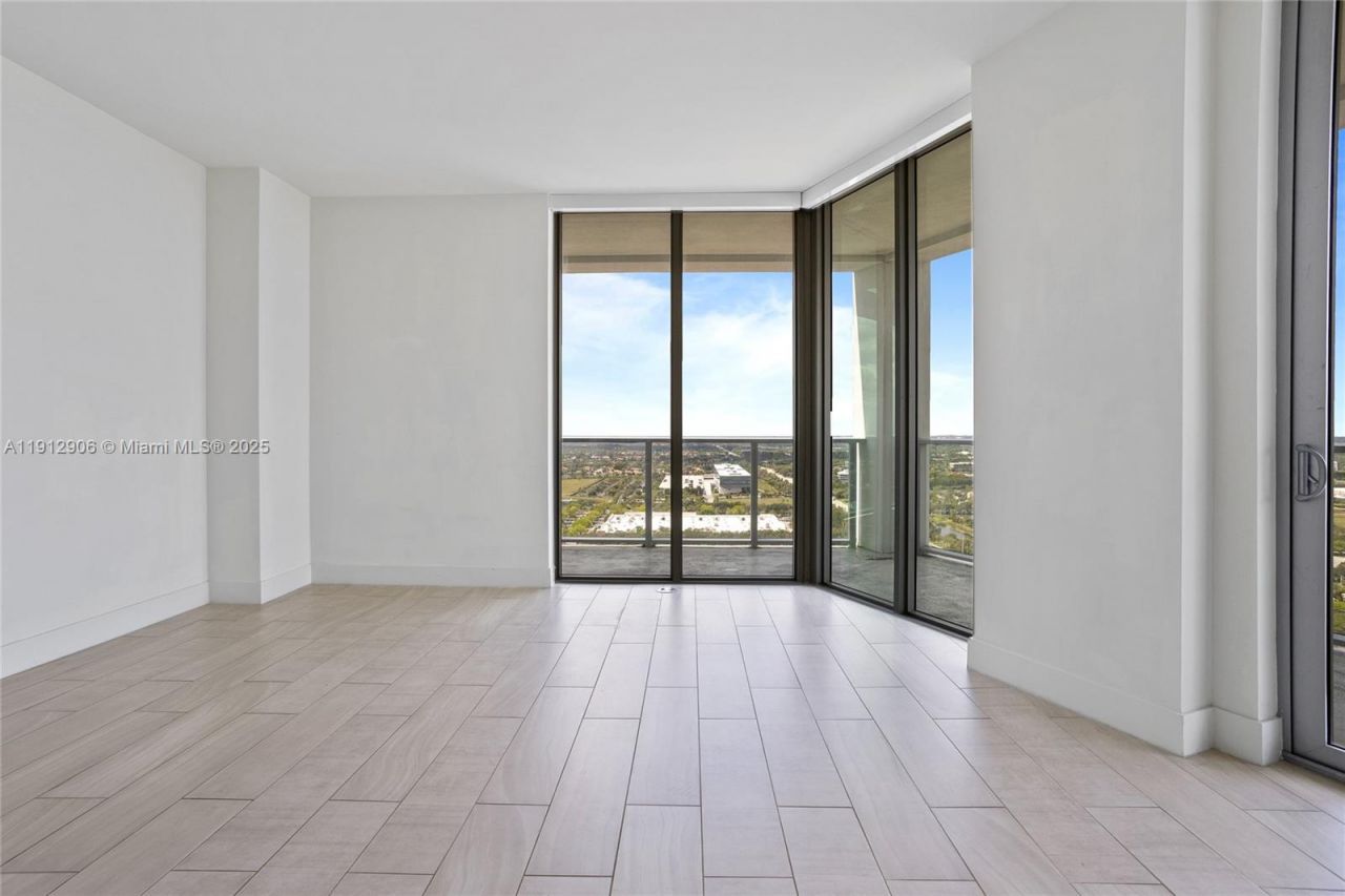 2000 Metropica Way, Unit 2504, Sunrise, FL 33323 Photo