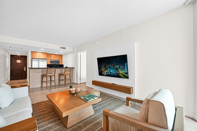 505 N Ft Lauderdale Bch Boulevard, Unit 713, Fort Lauderdale, FL 33304 Photo