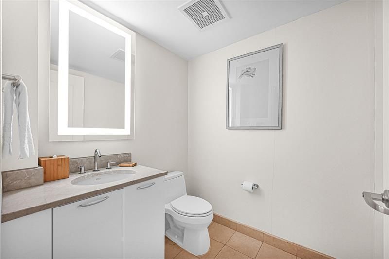 505 N Ft Lauderdale Bch Boulevard, Unit 713, Fort Lauderdale, FL 33304 Photo