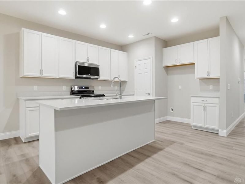 4212 Ellason Court, Dayton, OH 45440 Photo 11