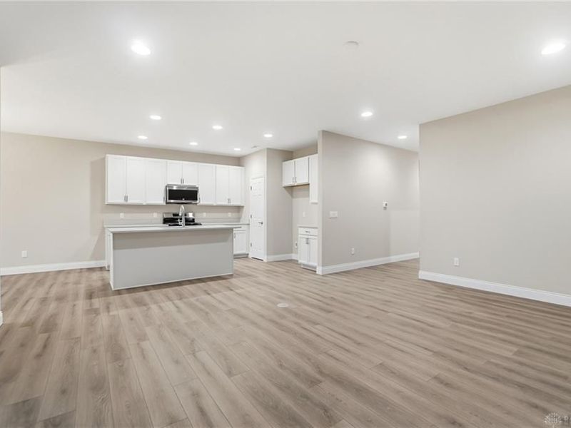 4212 Ellason Court, Dayton, OH 45440 Photo 8