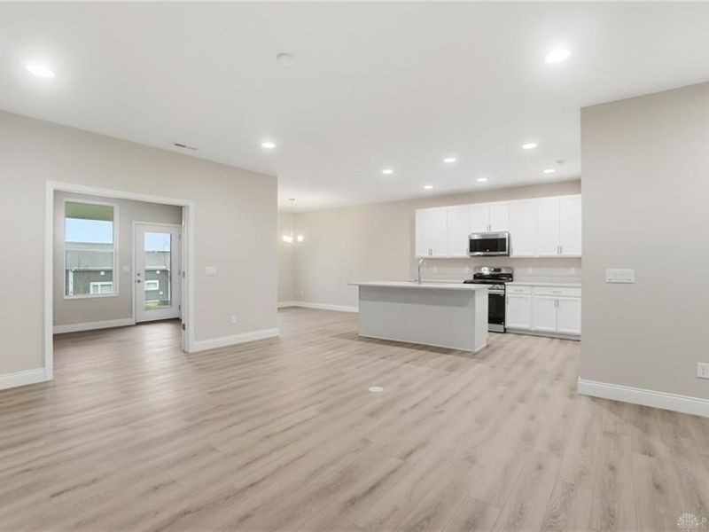 4212 Ellason Court, Dayton, OH 45440 Photo 9