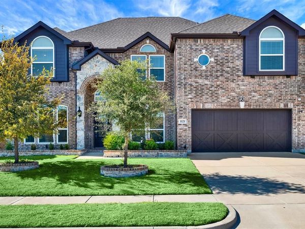 1121 Red Hawk Lane, Forney, TX 75126
